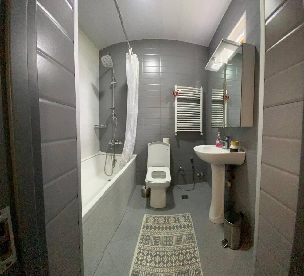 Guest House Kobuleti On Aghmashenebeli المظهر الخارجي الصورة