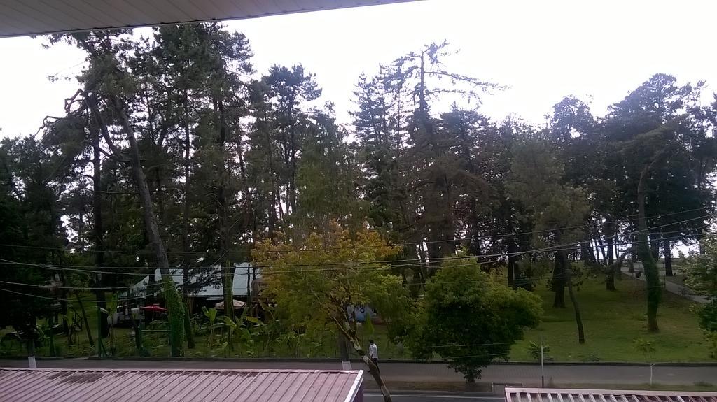 Guest House Kobuleti On Aghmashenebeli المظهر الخارجي الصورة