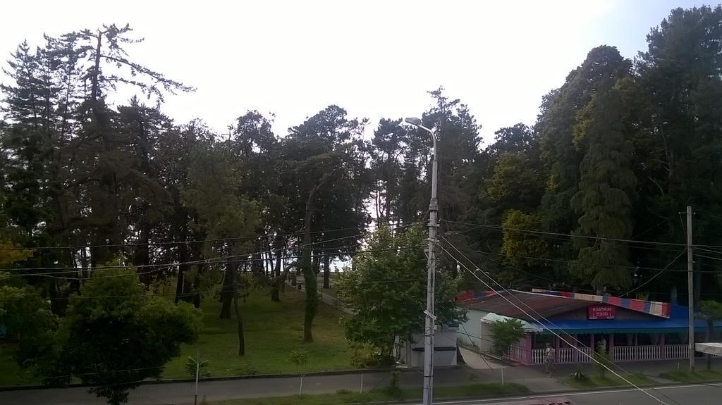 Guest House Kobuleti On Aghmashenebeli المظهر الخارجي الصورة