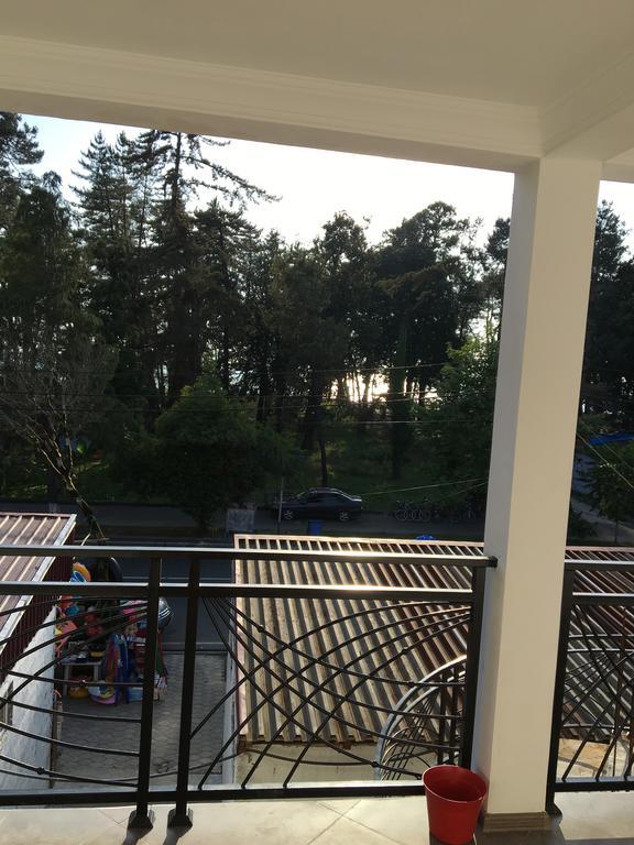 Guest House Kobuleti On Aghmashenebeli المظهر الخارجي الصورة