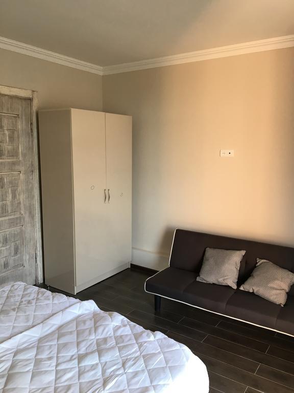 Guest House Kobuleti On Aghmashenebeli المظهر الخارجي الصورة