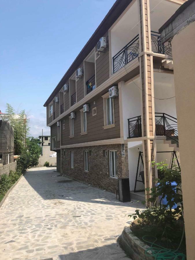 Guest House Kobuleti On Aghmashenebeli المظهر الخارجي الصورة