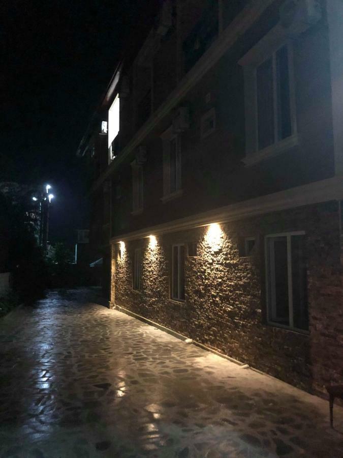 Guest House Kobuleti On Aghmashenebeli المظهر الخارجي الصورة